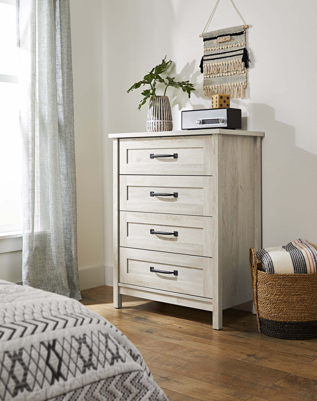 4-Drawer Chest Rustic Gray Q4793
