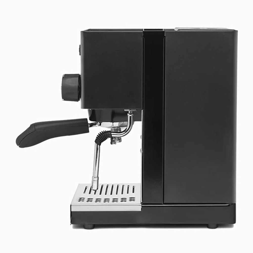 Black Espresso Machine R371716