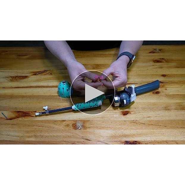 Tangle Free Retractable Fishing Pole Toy P8808