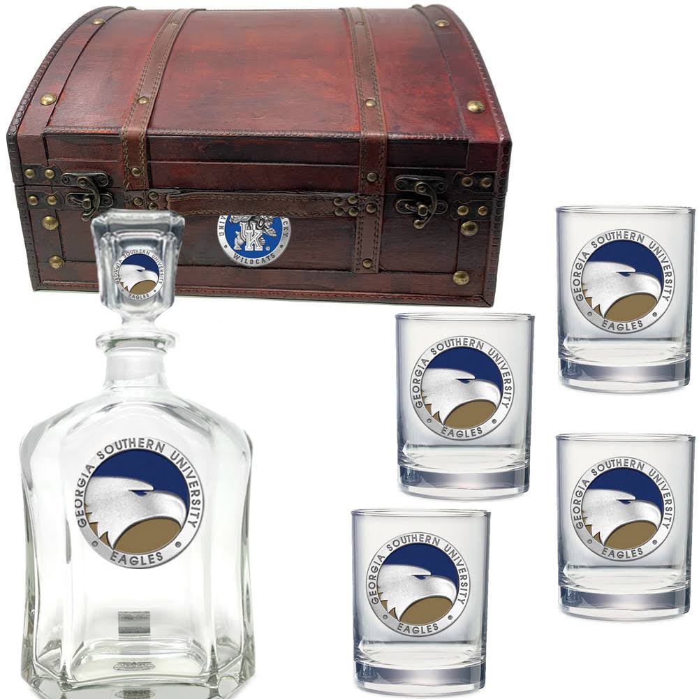 Decanter Chest Set D545071