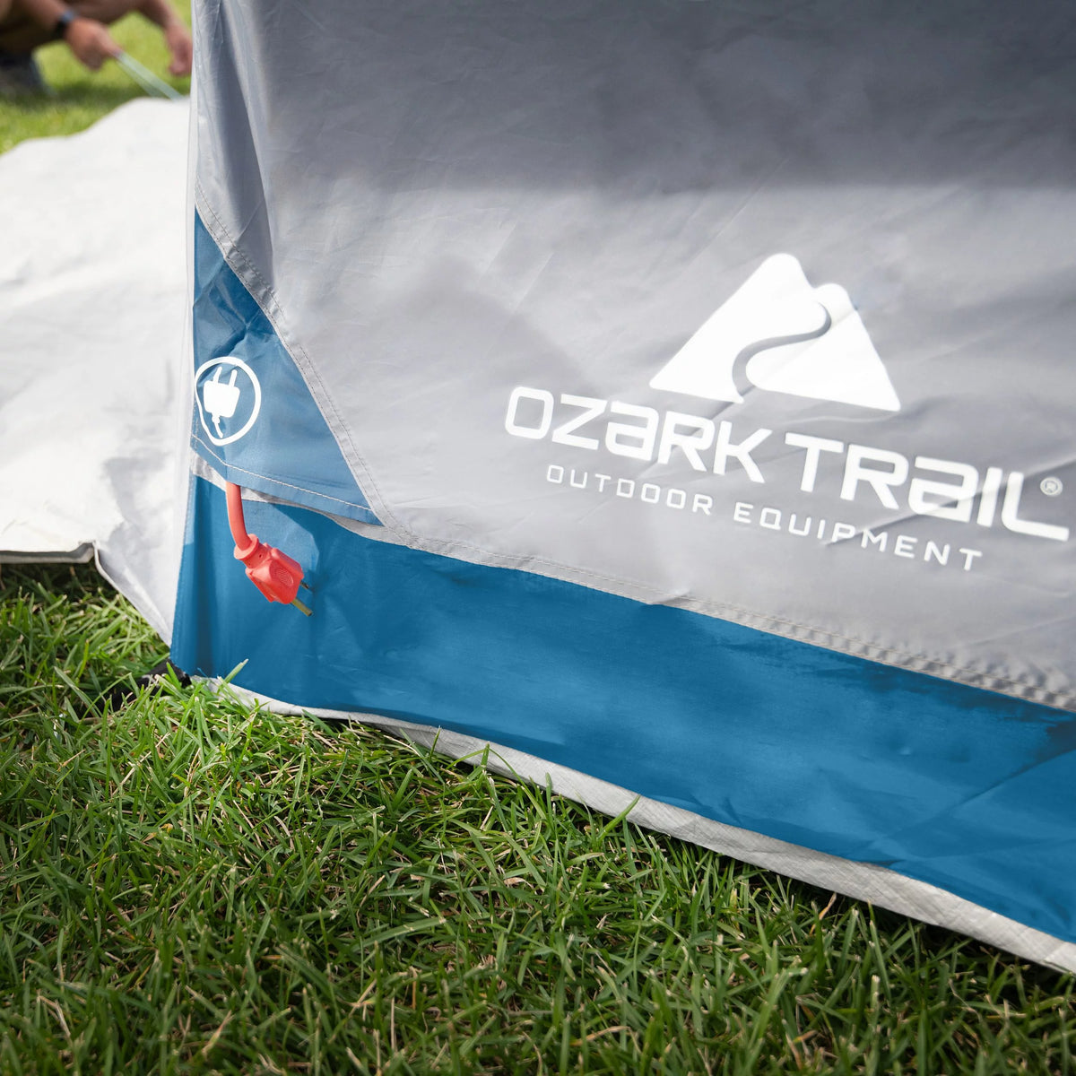 10-Person Tent with 2 Entrances A13225