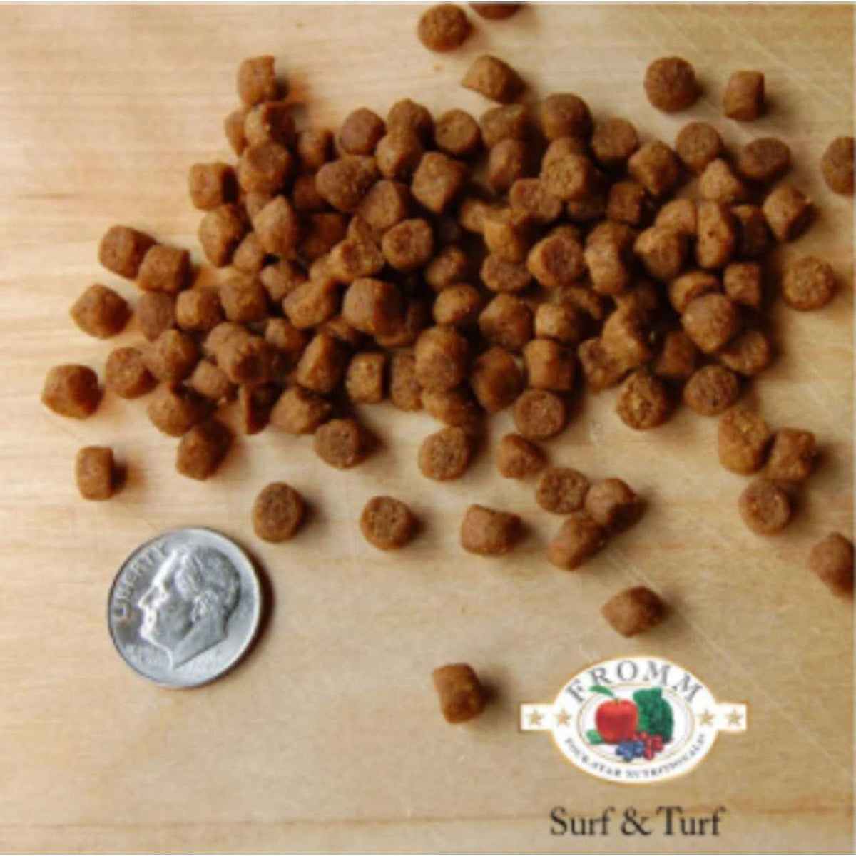 Surf Turf Cat Food P138640