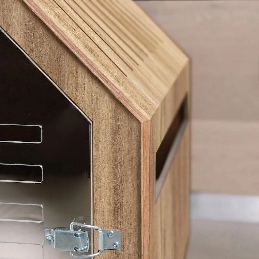 Solid Wood Dog House A93208